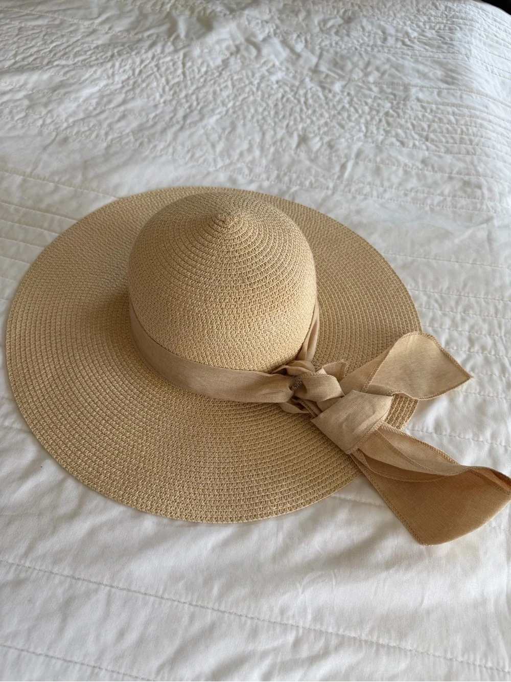 Wide Brim Straw Sun Hat with Bow - Beige